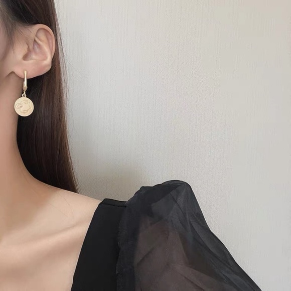 💙Art Face Charm Earrings - Picture 2 of 11